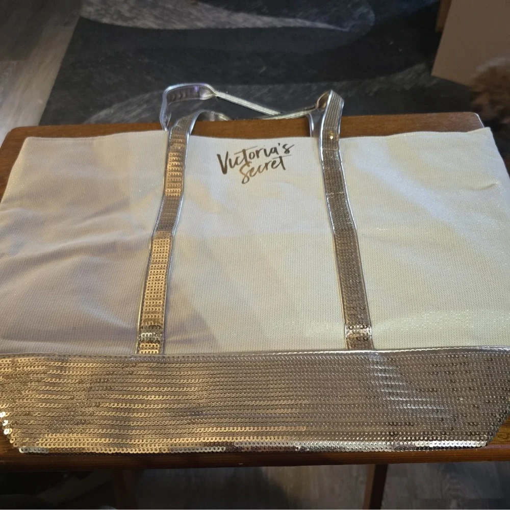 Victoria's Secret Metallic Tote Bag Large Canvas Sequined Weekender Shopper‎ NWT